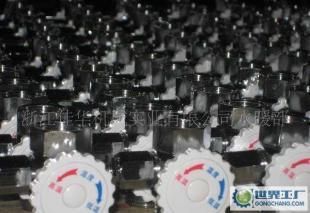 即熱式電熱水器核心配件詳解 調溫泄壓閥與調流閥的功能與選擇指南